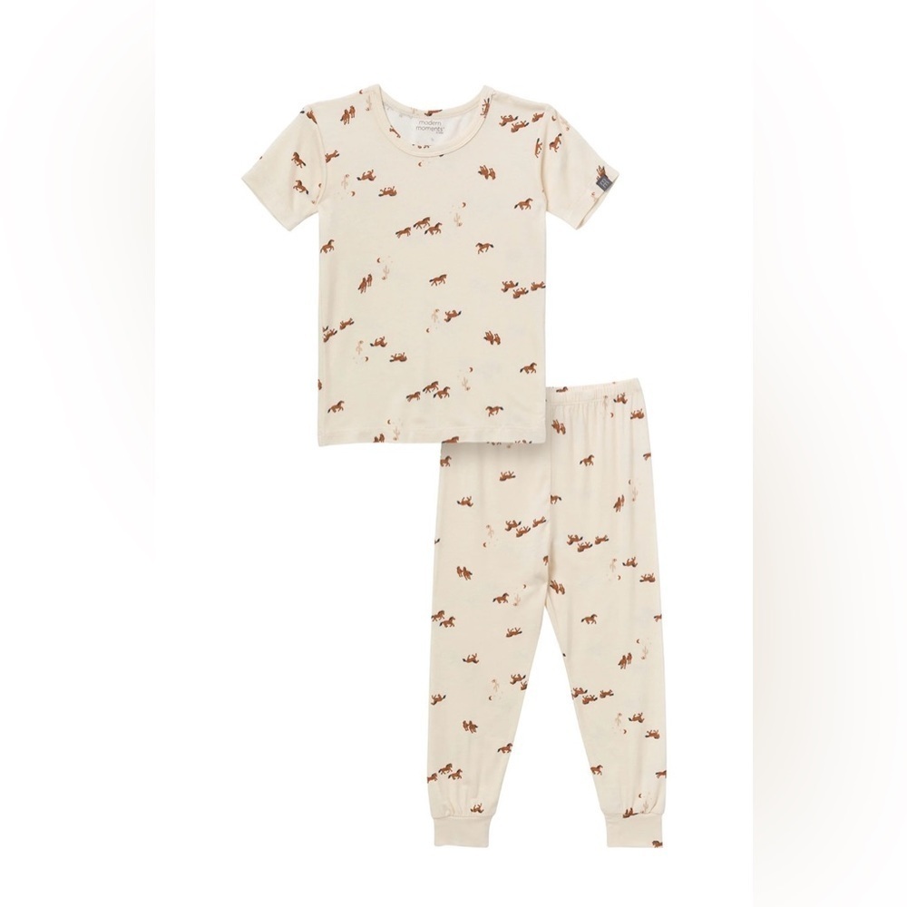Modern Moments 2-Piece Pajama Set in Beige With Horses